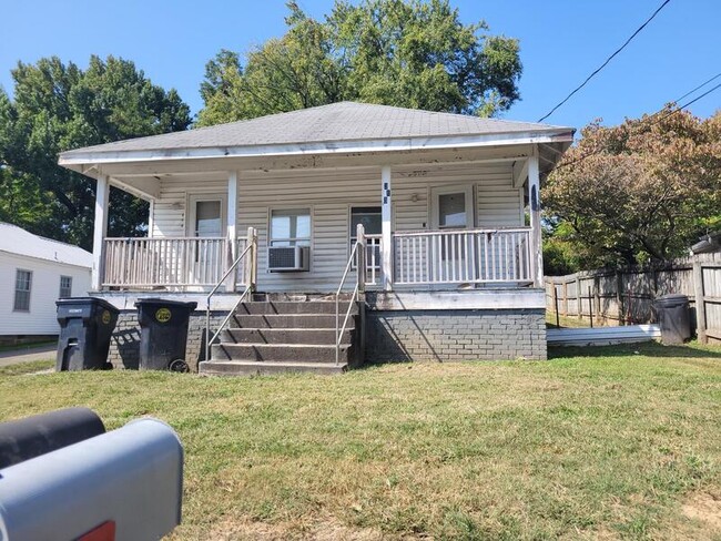 Photo - 313 Reynolds Ave