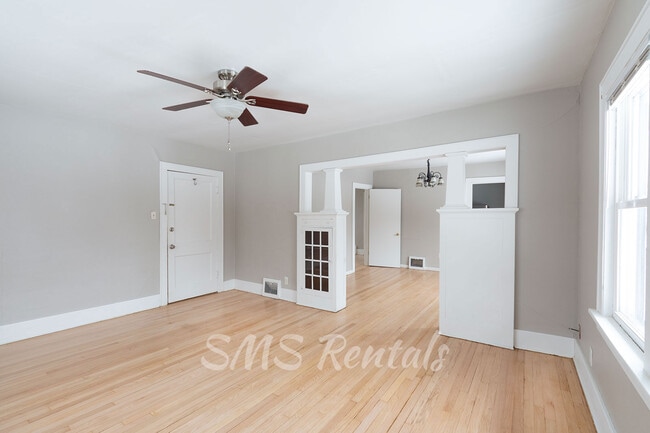 Photo - 319 Fink St
