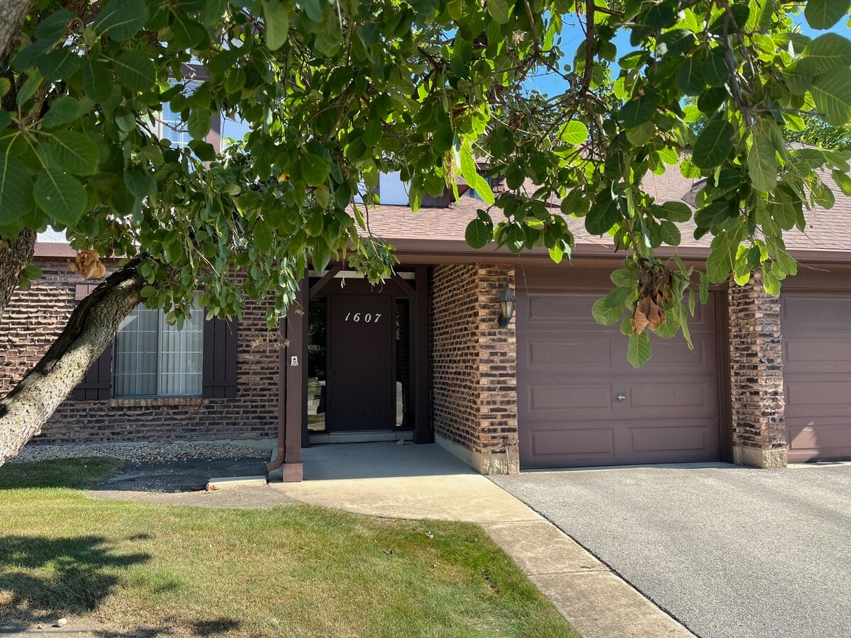 Photo - 1607 Thames Ct Unidad D