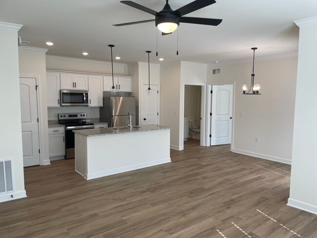 1Bed, Entry pic2 - Grove Park Apartments