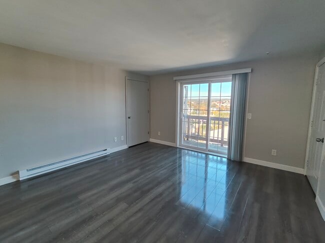 Photo - 172 Perry Ave Unidad 3