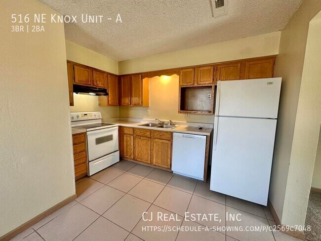 Photo - 516 NE Knox