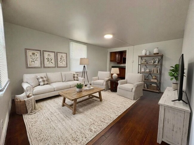 Photo - 2 Bedroom 2 Bathroom Home in Carlisle w/Bonus Rooms!