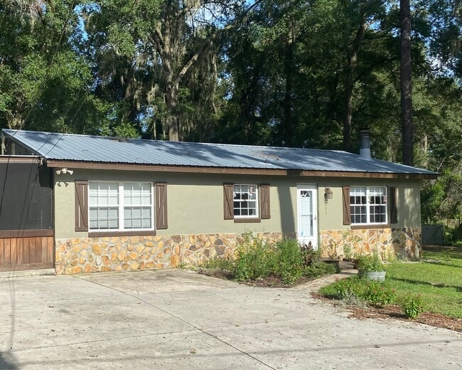 Building Photo - 3/2 Rental In NE Ocala
