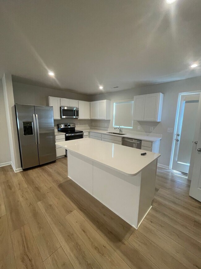 Photo - You’ve Got to See This Rental!