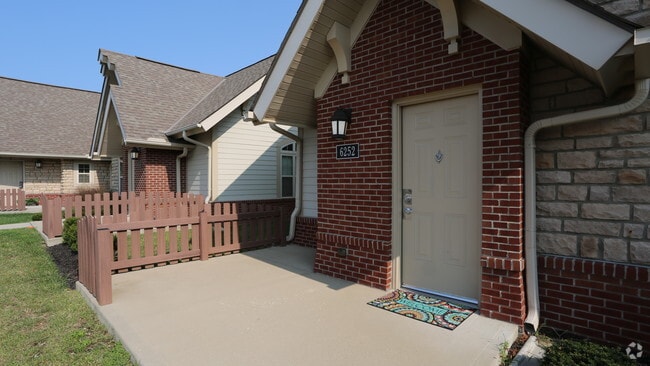 Patio - 2HAB, 1BA - 1,000&nbsp;ft² - Avondale Senior Village