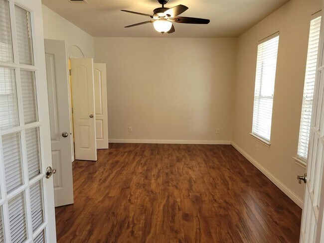 Photo - 11100 Silo Valley Dr