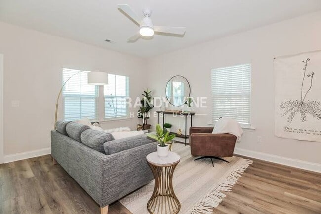 1156 Wildflower Dr