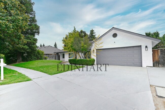 Photo - 7721 N Cedar Ave