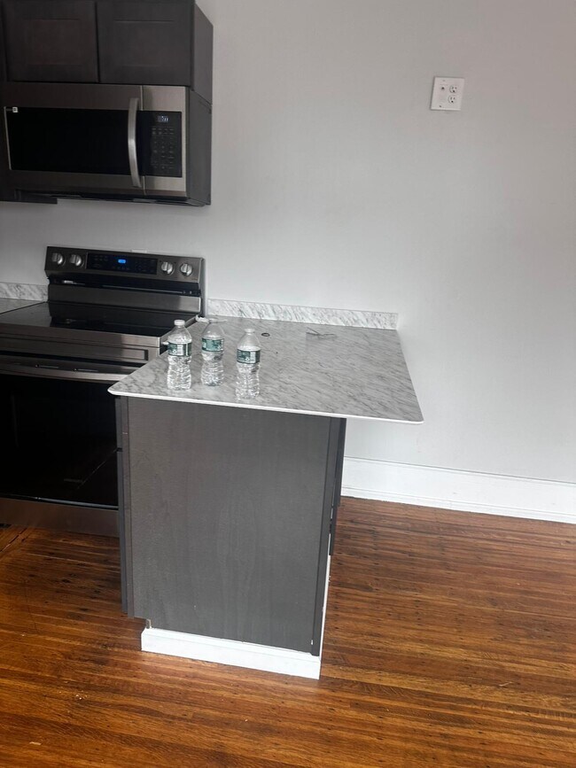 Photo - 552 3rd St Unidad 11 2 bedroom