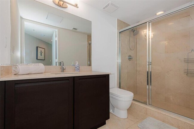Photo - 3 bedroom in Sunny Isles Beach FL 33160