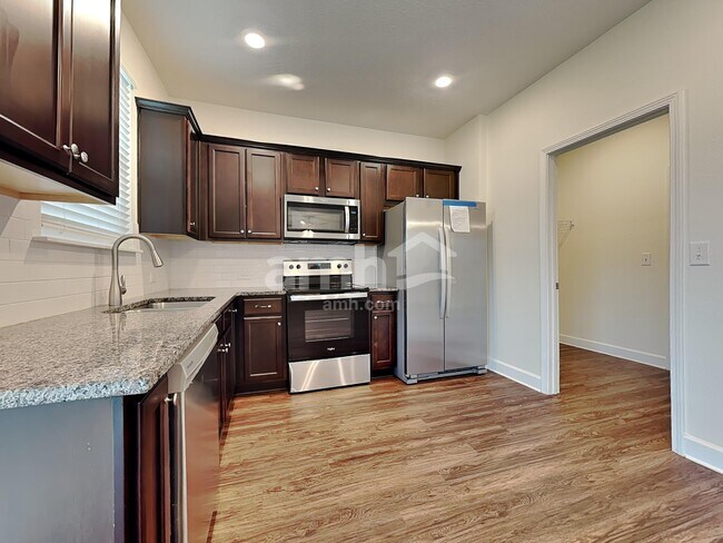 Photo - 1241 Tan Tara Trl