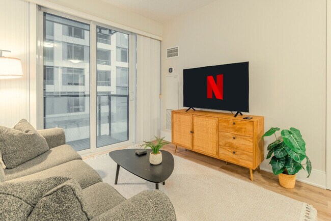 Photo - 560 Front St W Unit SI ID1504540P