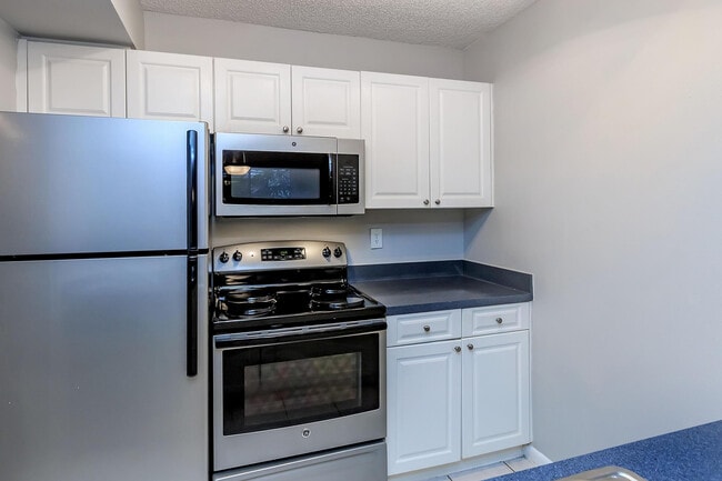 Avana Lakeview