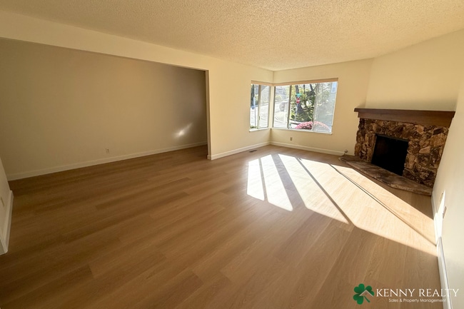 Photo - Updated 3 Bedroom, 2 Bathroom in Laurelwood Neighborhood San Mateo