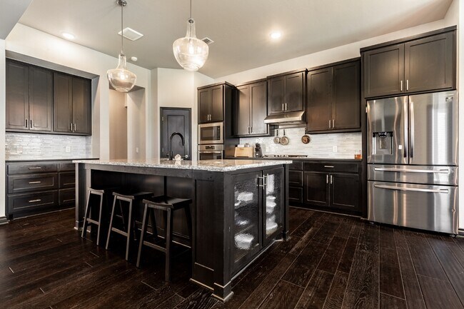 Photo - 210 Sonora Ln