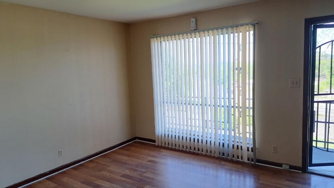 Photo - 1120 Bessemer Rd Unit B3