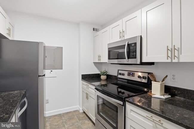 Photo - 200 N Pickett St Unit 110