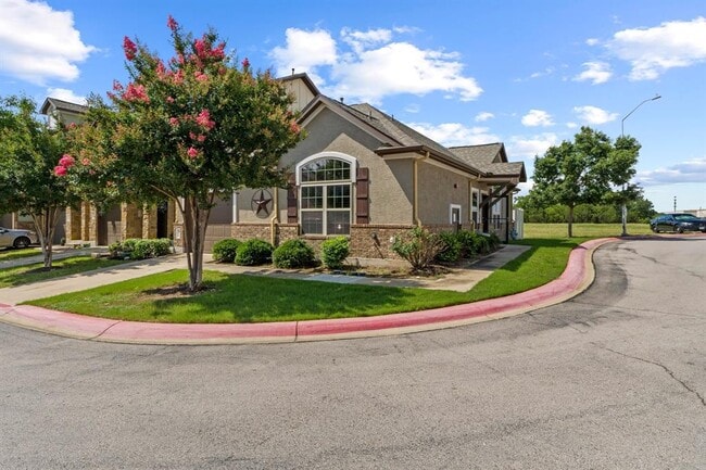 Photo - 1900 Little Elm Trail Unidad 153