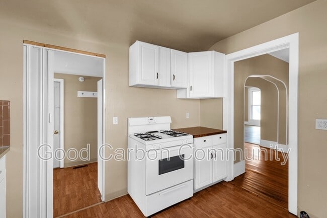 Photo - 189 West Ave Unit 1