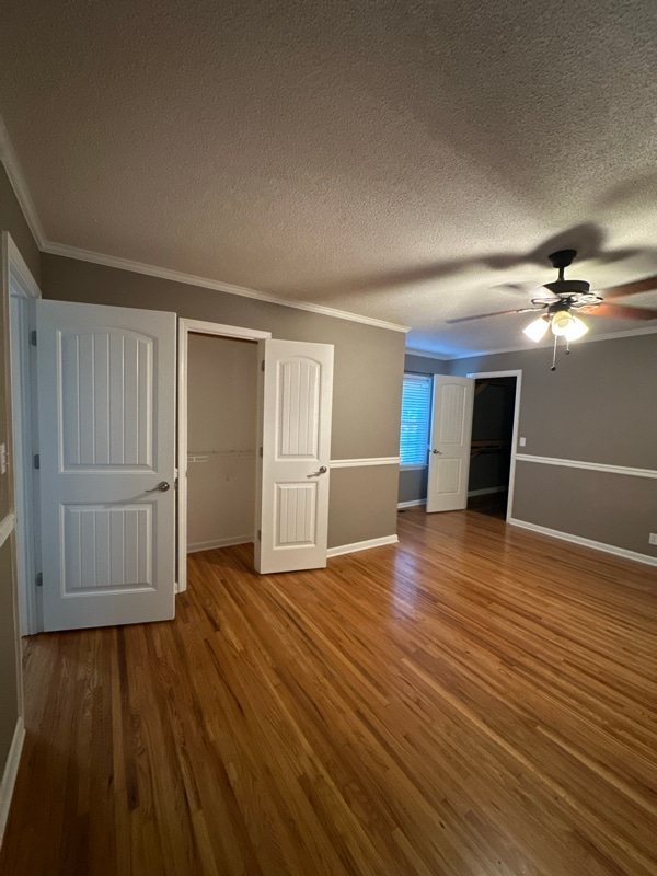 Photo - 718 Woodhill Dr