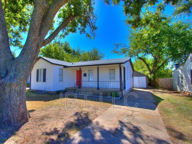 Photo - 314 W Peach St