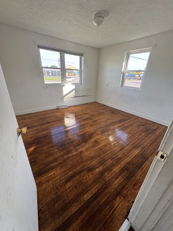 Photo - 4408 Cane Run Rd