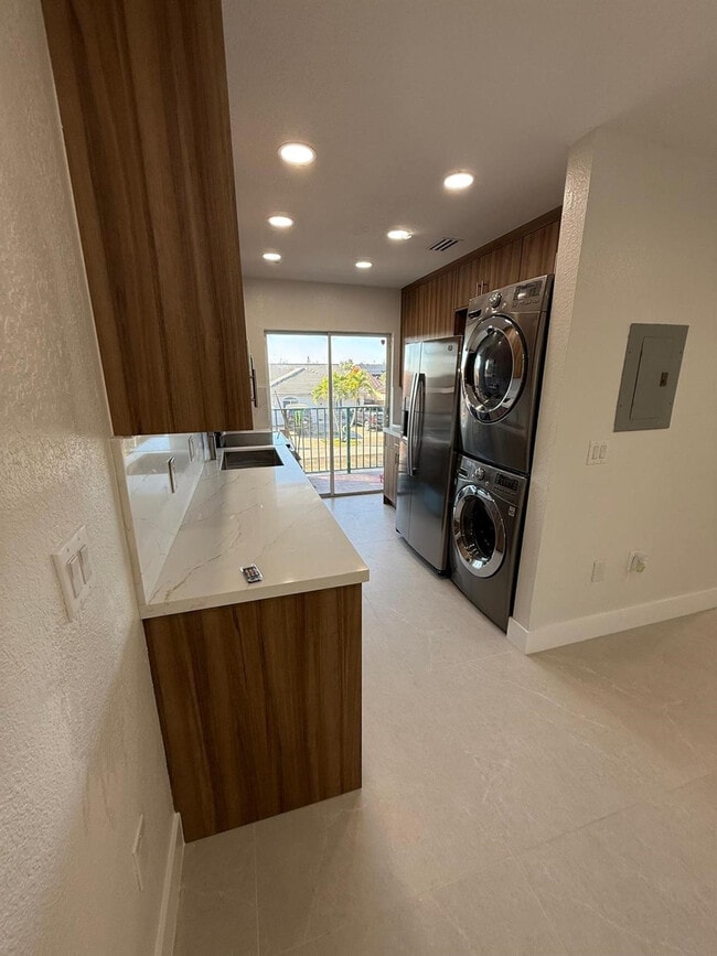 Photo - 3526 W 76th St Unit 203