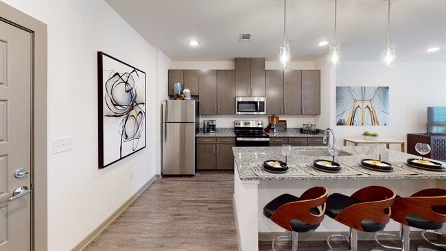 Photo - Avenue Madison