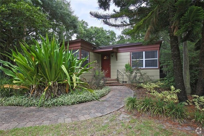 Building Photo - 1808 Delaney Ave Rental
