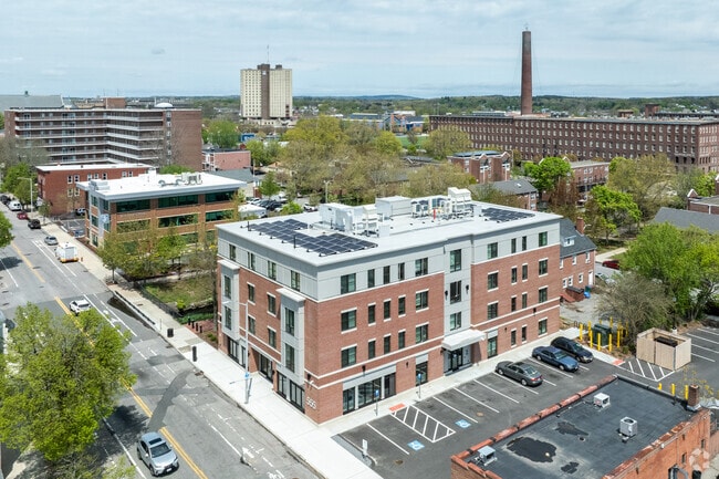 Photo - 555 Merrimack St