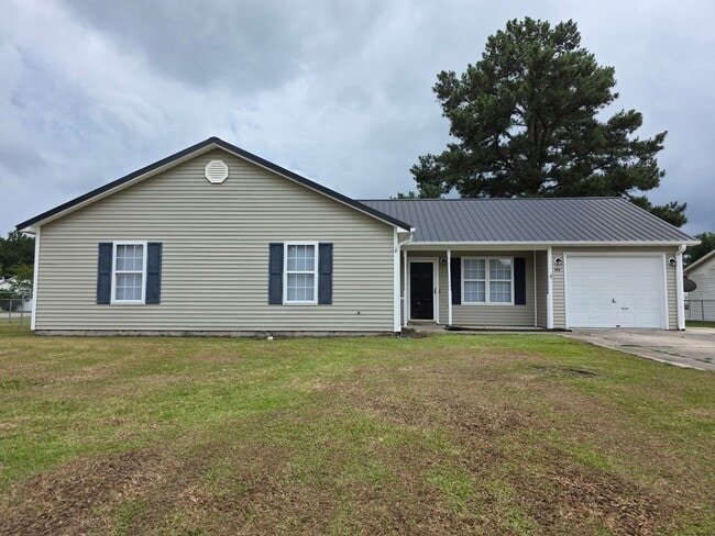 Building Photo - Freshly Updated 4-Bedroom Home on a Spacious Corner Lot in Horse Creek Farms
