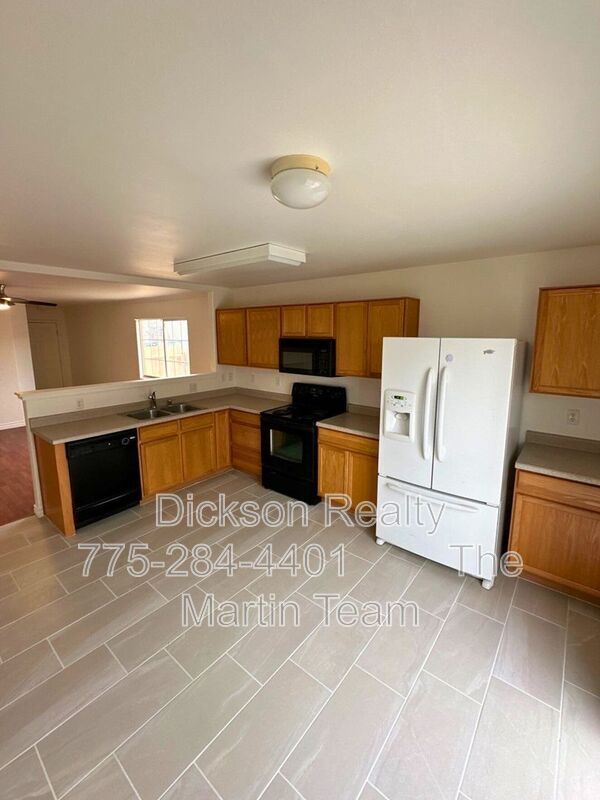 Photo - 8675 Crimson Sky Ct