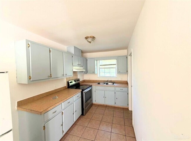 Photo - 7 Francisco Ave Unit C