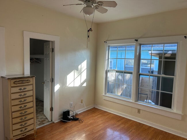 Photo - 2535 2nd Ave N