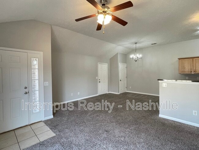 Photo - 553 Rose Cottage Cir