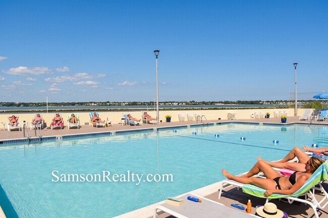 Photo - 400 Narragansett Pkwy Unit SA2