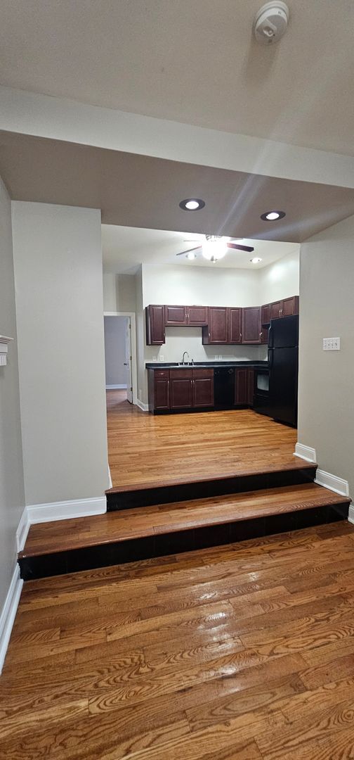 Photo - Welcome to this Charming 2 Bedroom 2 Bathr... Unit 3