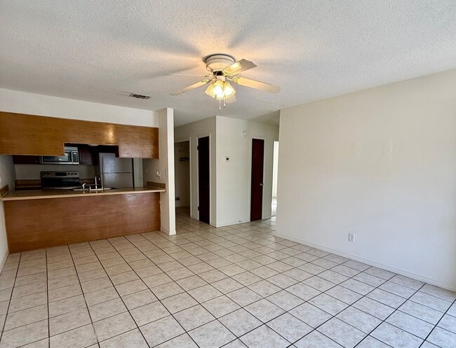 Photo - New Listing!