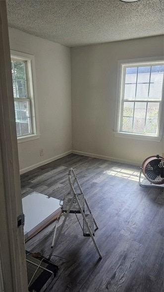 Photo - 7956 Hull Ave