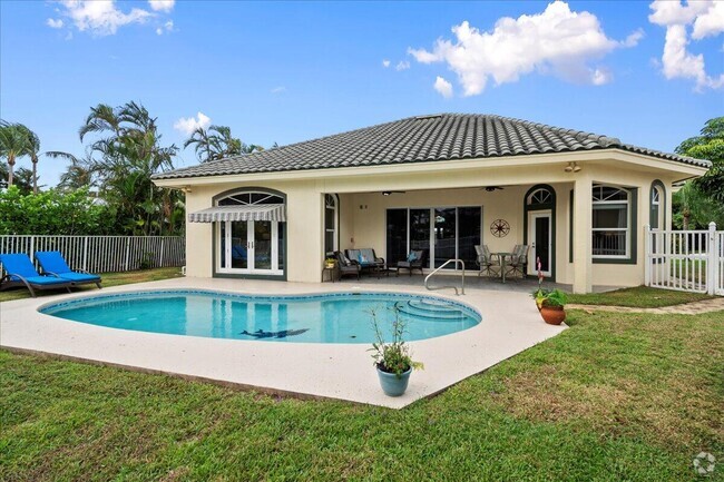 Building Photo - 72 Waterway Rd Rental