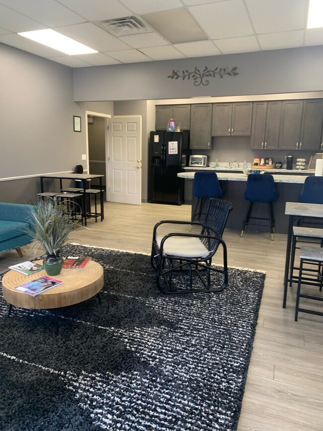 Community Room - Buttonwood Gardens Apartments