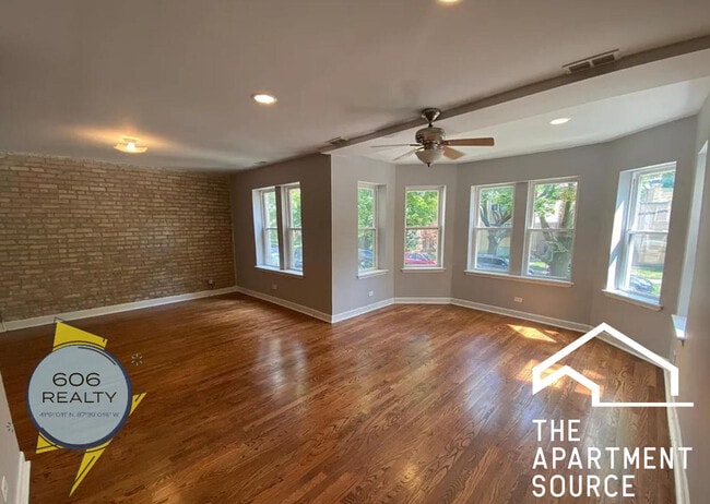 Photo - 2704 W Arthur Ave Unidad 3S