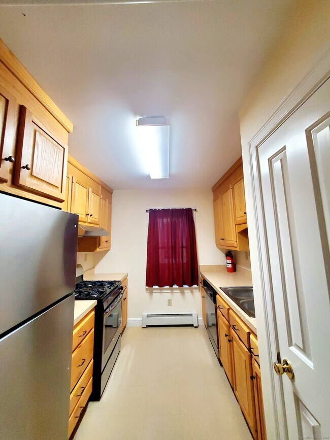 Photo - 157 Starr St