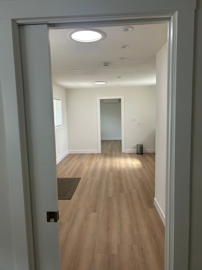 Photo - 2814 Lowell Ave Unit 2814A