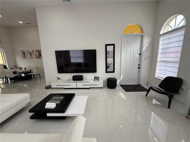 2330 SW 132nd Wy