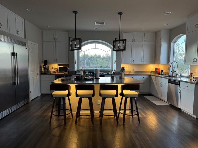 Building Photo - 10047 Alden Creek St