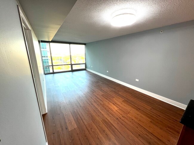 Photo - 9655 Woods Dr Unidad 1405