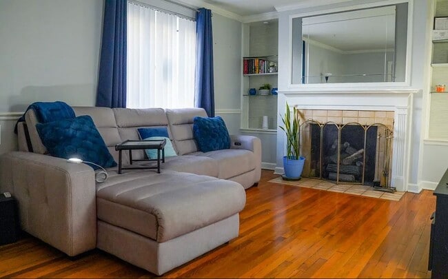 Photo - 1750 E Broad St