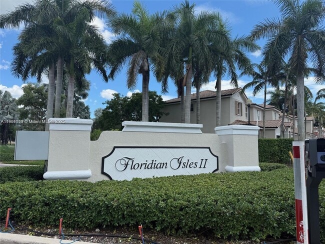 Photo - 1018 NE 42nd Ave